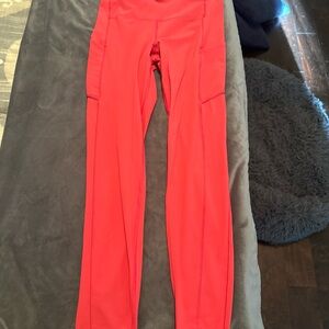 Lululemon pink leggings 8 27 in